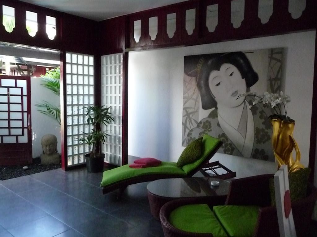 Bonsai Villas Seminyak Zimmer foto